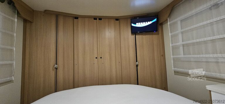 Half-integraal camper Euramobil Forster 741QB