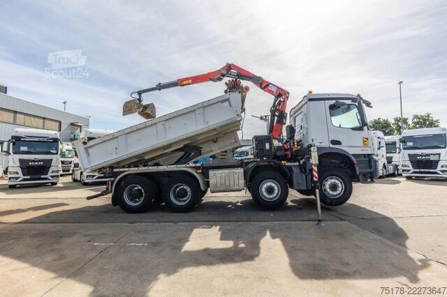 Sklápač so žeriavom MERCEDES ACROCS 3243 BB+BIBENNE+ BAE HYDR+FASSI 16T/m+2EXT