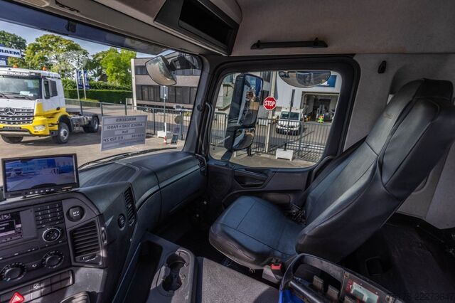 Sklápač so žeriavom MERCEDES ACROCS 3243 BB+BIBENNE+ BAE HYDR+FASSI 16T/m+2EXT