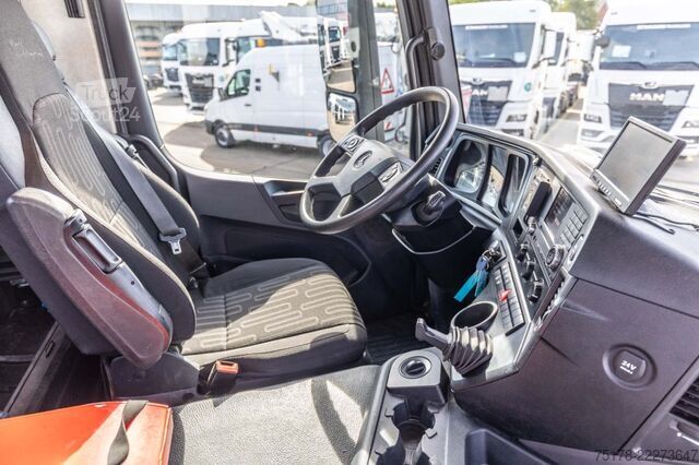 Sklápač so žeriavom Mercedes-Benz AROCS 3243 BB+BIBENNE+ BAE HYDR+FASSI 16T/m+2EXT