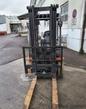 Carrello elevatore fuoristrada Manitou ME 425 C 2,5 t Elektro