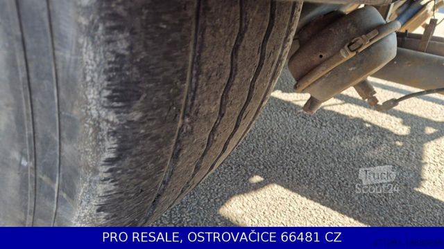 Semirreboque silo FELDBINDER EUT 40.3 SILOCISTERNA - 2 KAMMERN - 40 m3