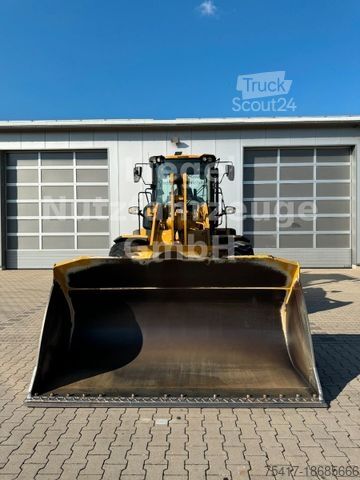 Radlader CATERPILLAR 938M *High Lift*