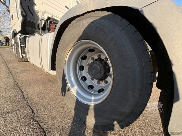 Standard SZM MAN TGX 18510*Intarder*Kühlbox*Navi*Klima*TÜV*2Tanks