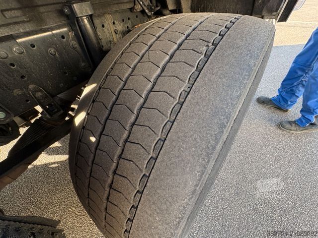 Standard SZM MAN TGX 18510*Intarder*Kühlbox*Navi*Klima*TÜV*2Tanks