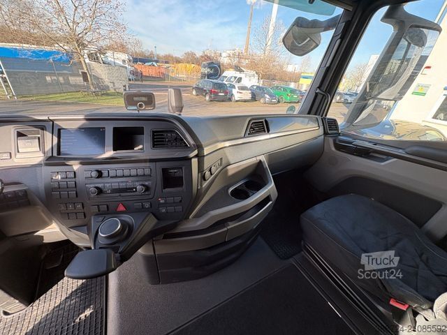 Standard SZM MAN TGX 18510*Intarder*Kühlbox*Navi*Klima*TÜV*2Tanks