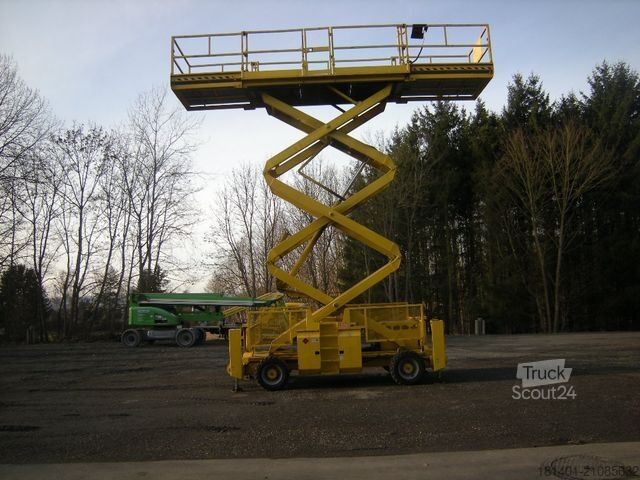 Arbeitsbühne GENIE Genie GS 3384 RT, Scherenbühne 12 m