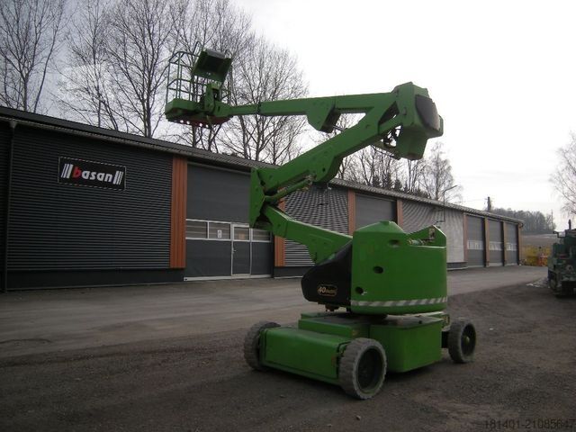 Arbeitsbühne JLG JLG N40 E  Gelenkteleskoparbeitsbühne 14 m