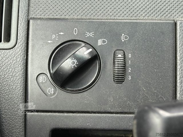 Furgon blaszak MERCEDES-BENZ Vito 113 CDI lang, Regalsystem, Klima, AHK