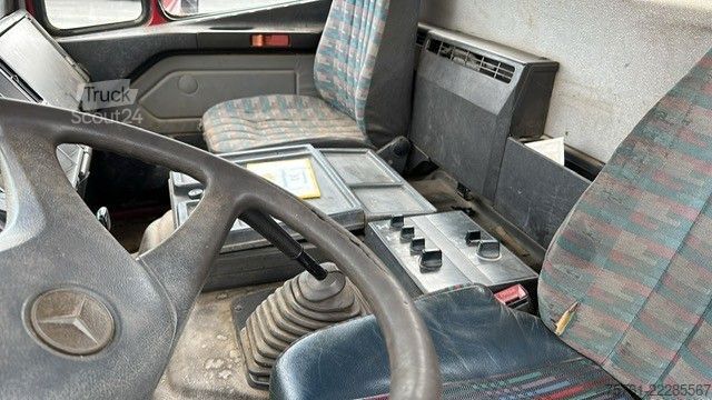 Autocamion basculant tridirecțional MERCEDES-BENZ 1824 AK Palfinger PK 8000