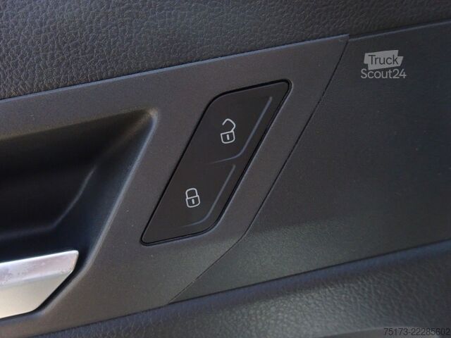 شاحنة بانل FORD Transit Connect Limited L1 Kasten Stndhzg 2xS-Tü