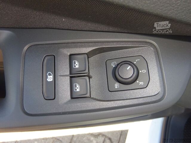 شاحنة بانل FORD Transit Connect Limited L1 Kasten Stndhzg 2xS-Tü