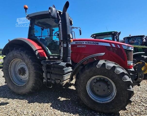 Traktor Massey Ferguson 8690 Dyna VT