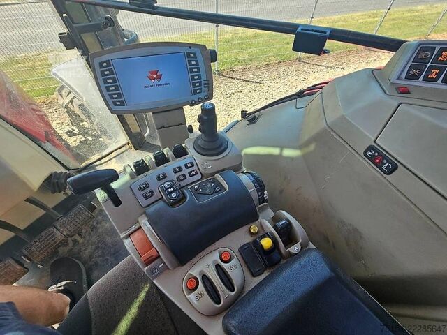 Traktor Massey Ferguson 8690 Dyna VT
