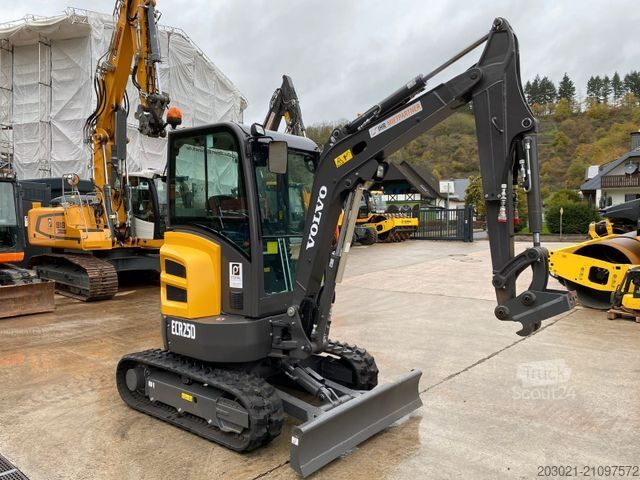 Minibagger VOLVO ECR 25 D *2020*ab 85 EUR / Tag mieten!*
