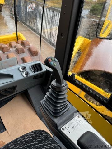 Μονότυμπανο οδοστρωτήρας BOMAG BW 219 PDH - 5 *Stampffußbandage*MIETEN*