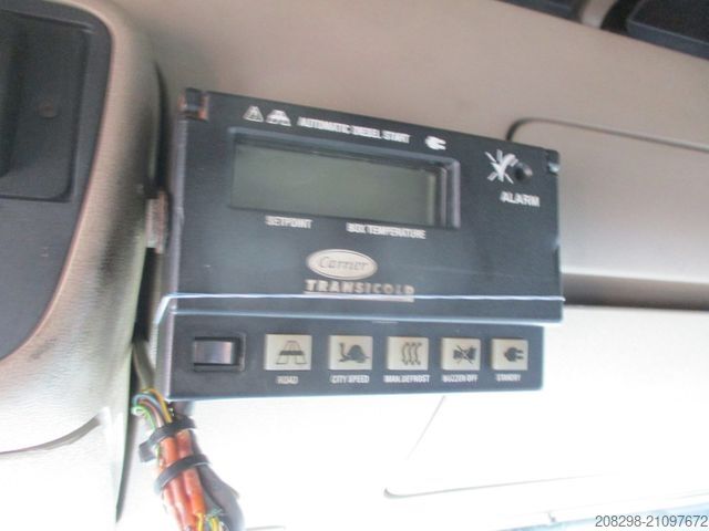 Kühlkoffer-LKW SCANIA R730 6x2*4 V8 | Night Klima| RETARDER | BURG TRA