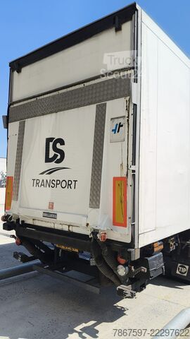 Box-semitrailer Schmitz Cargobull 