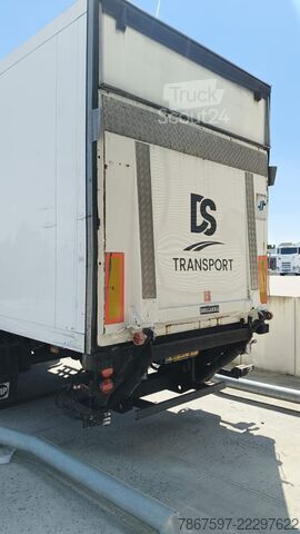 Box-semitrailer Schmitz Cargobull 