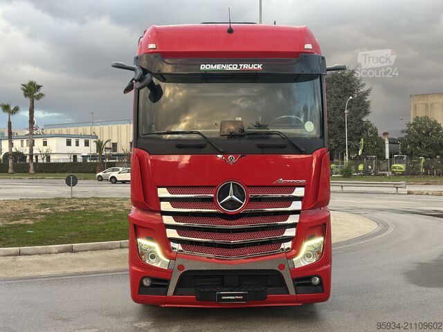 Standart çekici ünitesi Mercedes-Benz Actros 1851