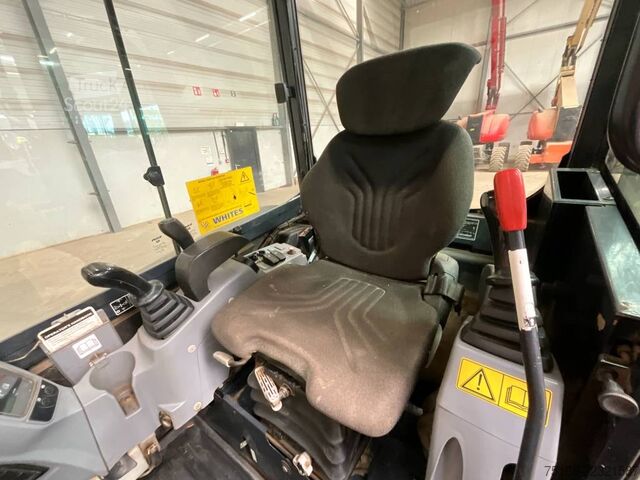 Miniekskavators Kubota KX 027-4