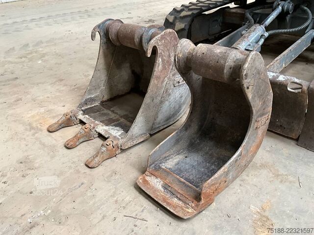 Miniekskavators Takeuchi TB 225