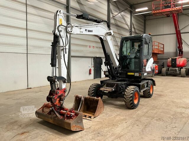 Riteņu ekskavators Bobcat E 57 W