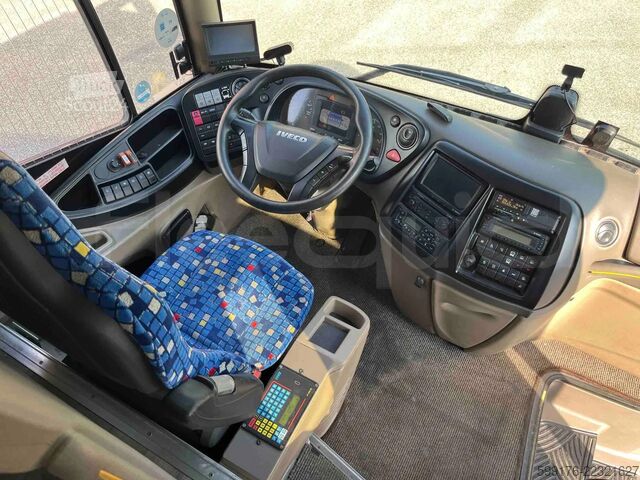 туристически автобус Iveco Magelys