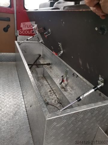 Other MERCEDES-BENZ 814F  LF8/Feuerwehrlöschfahrzeug/Vorbaupume