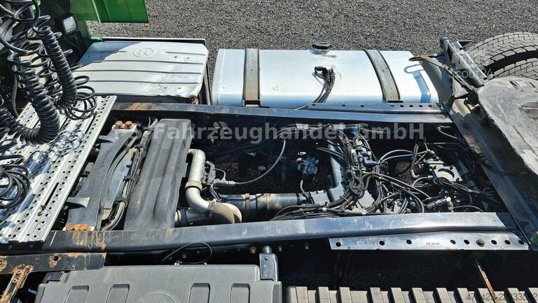Zapreminski vučni traktor MAN TGX 18.500*LowDeck*Luft/Luft