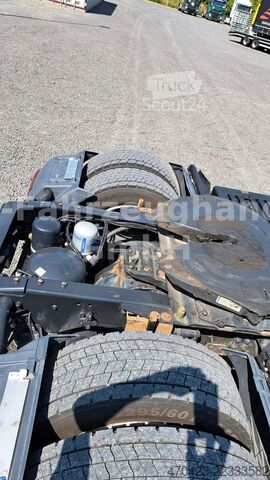 Zapreminski vučni traktor MAN TGX 18.500*LowDeck*Luft/Luft