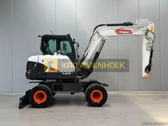 Kolesové rýpadlo Bobcat E 57 W Nieuw
