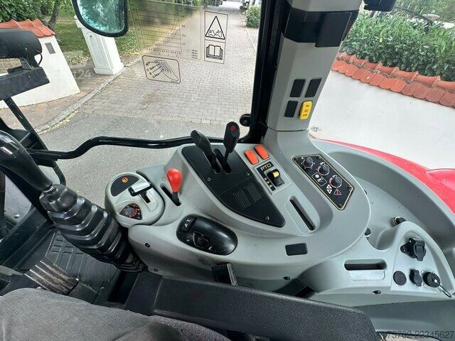 Dodávka Massey Ferguson 5410 Dyna-4 mit Frontlader