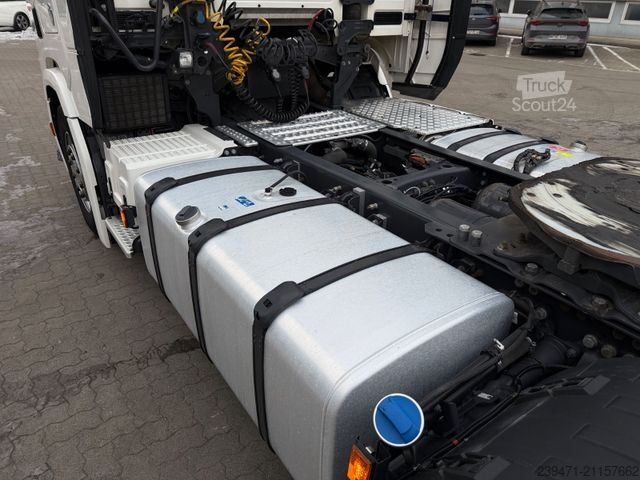 Стандартний тягач SCANIA R520 V8 2x Tank Retarder ACC Leder