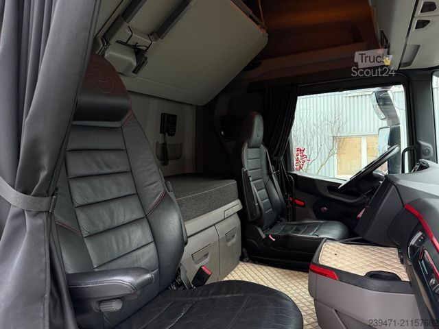 Стандартний тягач SCANIA R520 V8 2x Tank Retarder ACC Leder