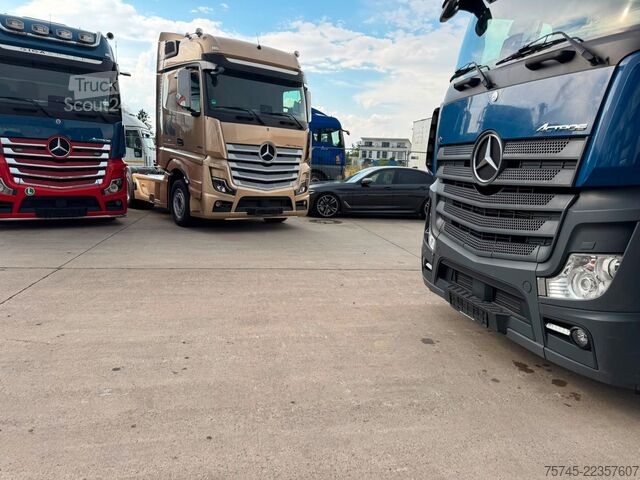 Cap tractor voluminos MERCEDES-BENZ ACTROS 1842 * VOLUMEN * 2 X TANK * STANDKLIMA *