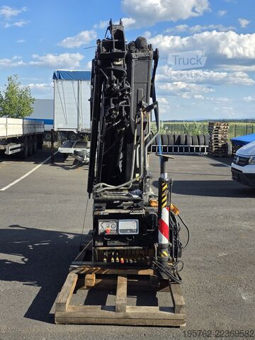 кран-манипулятор на шасси грузовика HIAB X HIDUO 158 E-5