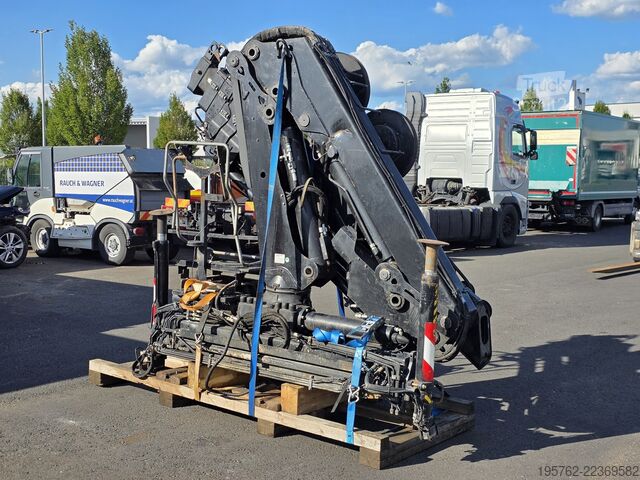 кран-манипулятор на шасси грузовика HIAB X HIDUO 158 E-5