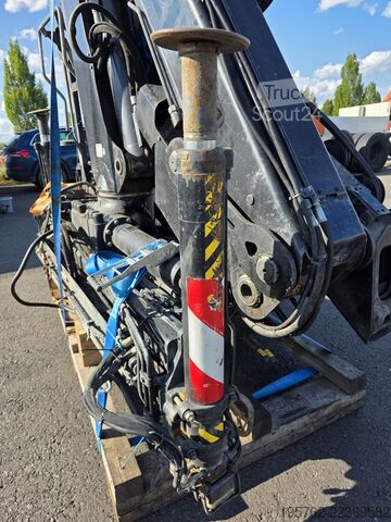 кран-манипулятор на шасси грузовика HIAB X HIDUO 158 E-5