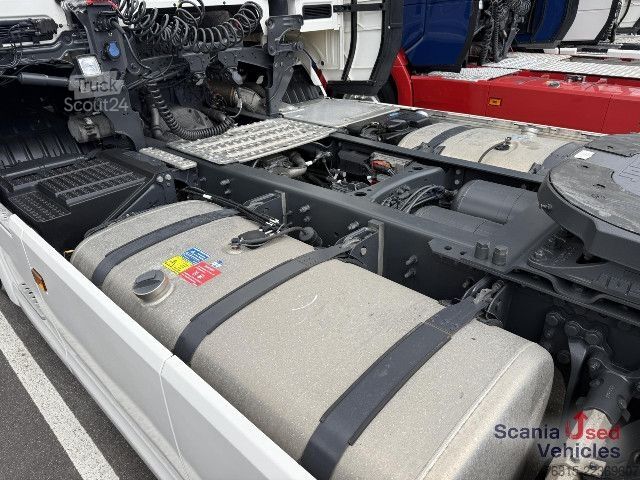 Standart çekici ünitesi Scania R 460 NA - SUPER - HIGHLINE - 2x TANKs - ACC