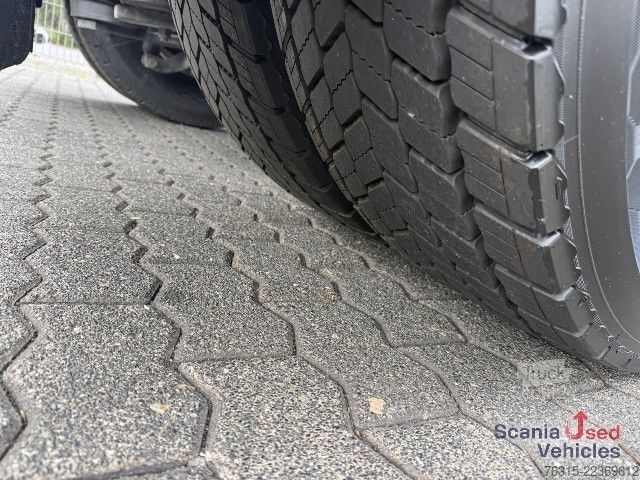 Standart çekici ünitesi Scania S 590 - V8 - HIGHLINE - 2x TANKs - ACC - LEDER