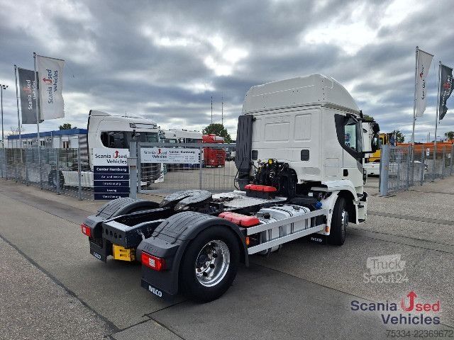 Farligt gods lastbil IVECO AT 440T ADR FL Hydraulik Tank