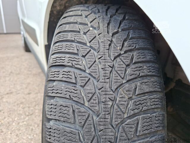 مركبة تجارية Ford Transit Courier Trend Klima 8-fach AHK TÜV 9 27