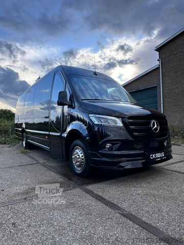 Minibus Mercedes Sprinter Minibus XXL Luxury 16+1+1 on Stock