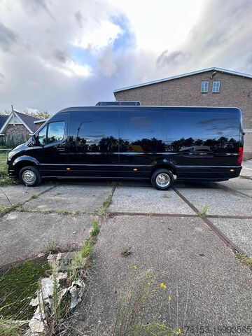 Minibus Mercedes Sprinter Minibus XXL Luxury 16+1+1 on Stock