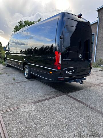 Minibus Mercedes Sprinter Minibus XXL Luxury 16+1+1 on Stock