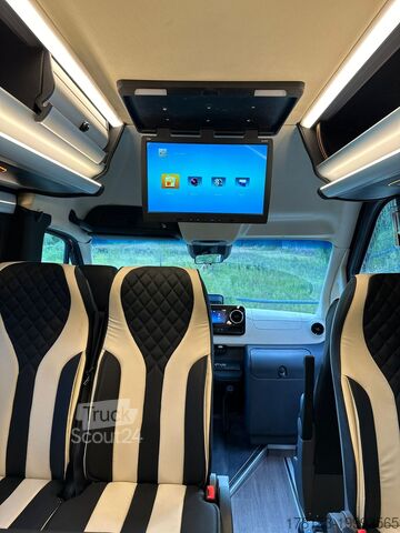 Minibus Mercedes Sprinter Minibus XXL Luxury 16+1+1 on Stock