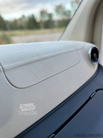 Minibus Mercedes Sprinter Minibus XXL Luxury 16+1+1 on Stock