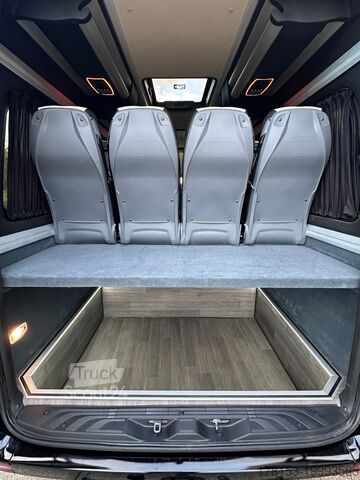 Minibus Mercedes Sprinter Minibus XXL Luxury 16+1+1 on Stock