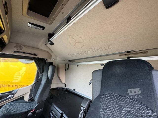 Φορτηγό εναλλασσόμενου αμαξώματος MERCEDES-BENZ ACTROS 1840 L / Staplerh. / bis 6.695 mm BDF